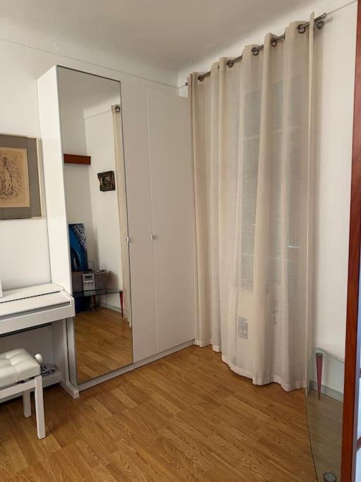 Carre D'or, Centre A Nizza